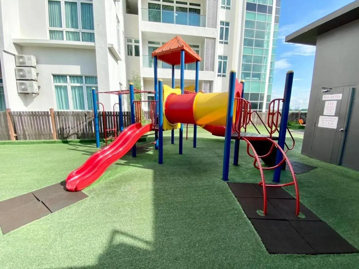 Ksl D'Esplanade Apartment Suites By Sc Homestay Джохор-Бару 0*,
